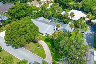 15 W High Point Rd, Sewalls Point, FL 34996 - Photo 10