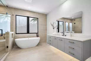 451 NW 7th Ave, Boca Raton, FL 33486 - Photo 34