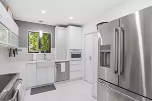 2860 Monroe St, Hollywood, FL 33020 - Photo 10