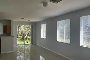 3231 Laurel Ridge Cir, Riviera Beach, FL 33404 - Photo 4