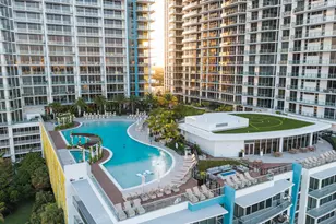 220 Lake Shore Dr, Lake Park, FL 33403 - Photo 10