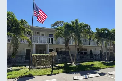 28 Ventnor B Drive, Deerfield Beach, FL 33442 - Photo 2