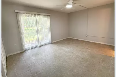 28 Ventnor B Drive, Deerfield Beach, FL 33442 - Photo 10