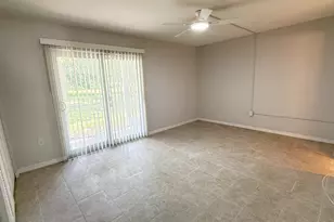 28 Ventnor B Dr, Deerfield Beach, FL 33442 - Photo 10