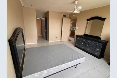 2861 NW 47th Terrace #207B, Lauderdale Lakes, FL 33313 - Photo 2