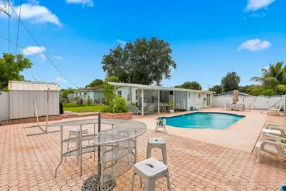 3239 Dolan Road, Palm Springs, FL 33406 - Photo 24