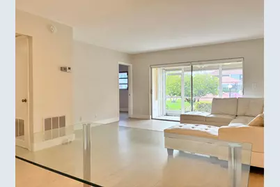 2204 NE 36th Street #Apt 26, Lighthouse Point, FL 33064 - Photo 10