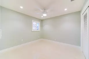 709 W Royal Palm Rd, Boca Raton, FL 33486 - Photo 14