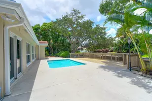 709 W Royal Palm Rd, Boca Raton, FL 33486 - Photo 24