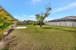 2502 SE Caladium Ct, Port Saint Lucie, FL 34952 - Photo 6
