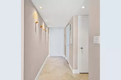 511 Bayshore Drive #810, Fort Lauderdale, FL 33304 - Photo 22