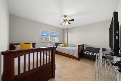 511 Bayshore Drive #810, Fort Lauderdale, FL 33304 - Photo 8