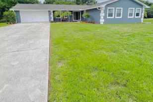 2118 SE Morningside Blvd, Port Saint Lucie, FL 34952 - Photo 1