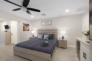 2817 NE 9th Ave, Wilton Manors, FL 33334 - Photo 16