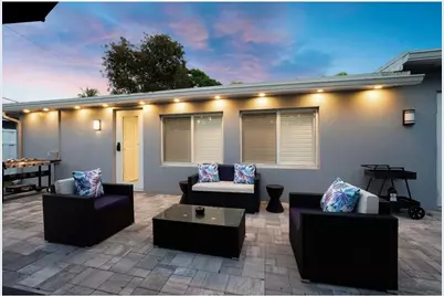 2817 NE 9th Avenue, Wilton Manors, FL 33334 - Photo 2