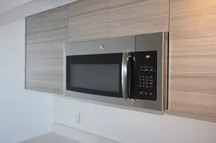 121 NE 34th St, Miami, FL 33137 - Photo 14