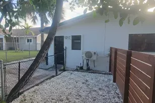 1202 NE 3rd Ave, Fort Lauderdale, FL 33304 - Photo 4