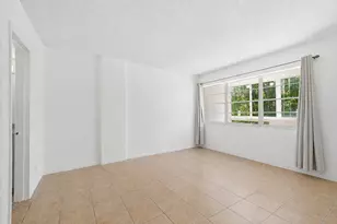 1333 E Hallandale Beach Blvd, Hallandale Beach, FL 33009 - Photo 8