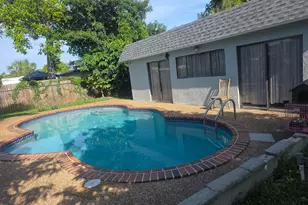6110 NW 8th St, Margate, FL 33063 - Photo 4