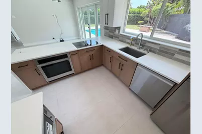 1100 W Camino Real, Boca Raton, FL 33486 - Photo 10