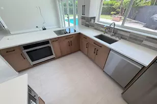 1100 W Camino Real, Boca Raton, FL 33486 - Photo 10