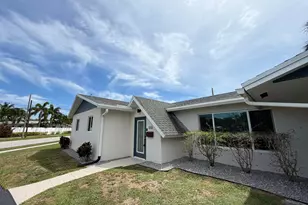 1100 W Camino Real, Boca Raton, FL 33486 - Photo 2