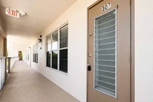 307 Greenbrier B, West Palm Beach, FL 33417 - Photo 10