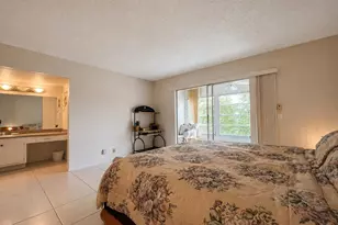 307 Greenbrier B, West Palm Beach, FL 33417 - Photo 8