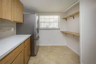 1501 Palm Beach Trace Dr, Royal Palm Beach, FL 33411 - Photo 4