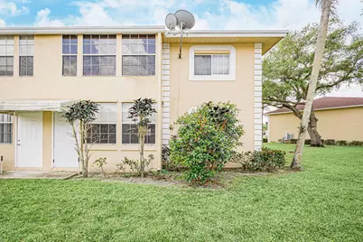 1501 Palm Beach Trace Drive, Royal Palm Beach, FL 33411 - Photo 2