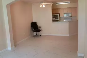 709 Belmont Ln, North Lauderdale, FL 33068 - Photo 8