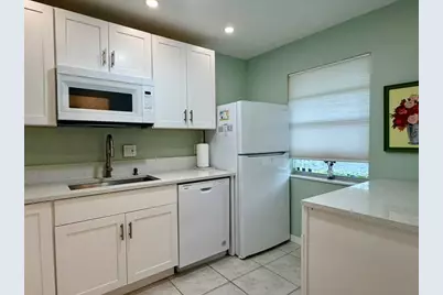 311 Golden River Drive, West Palm Beach, FL 33411 - Photo 10