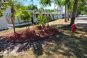 1044 NE 10th Ave, Fort Lauderdale, FL 33304 - Photo 6