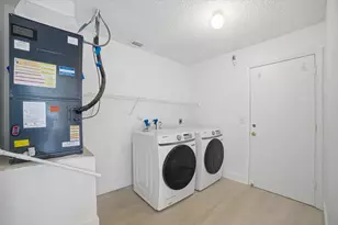 1378 SW 180th Ave, Pembroke Pines, FL 33029 - Photo 28