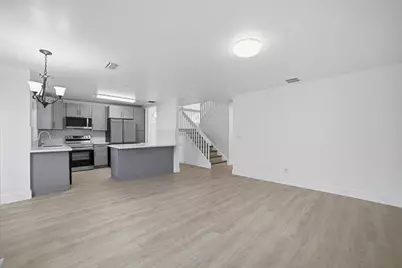 1378 SW 180th Avenue, Pembroke Pines, FL 33029 - Photo 10