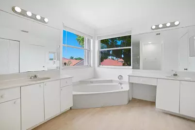 1378 SW 180th Avenue, Pembroke Pines, FL 33029 - Photo 18
