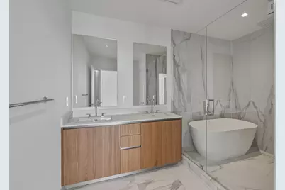 1400 Biscayne Boulevard #4304, Miami, FL 33132 - Photo 18
