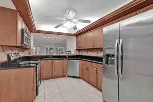 7411 Granville Dr, Tamarac, FL 33321 - Photo 36