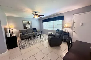 150 SW 134th Way, Pembroke Pines, FL 33027 - Photo 4