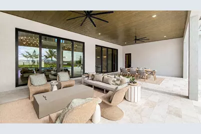 10225 Equine Village Way, Lake Worth, FL 33449 - Photo 14