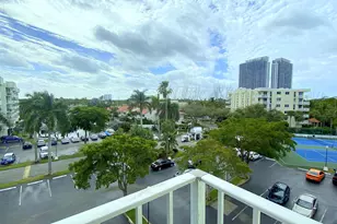 16546 NE 26 Ave, North Miami Beach, FL 33160 - Photo 1