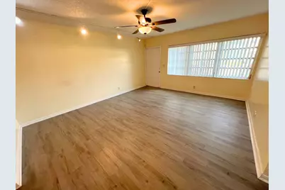 843 Twin Lakes Drive #30B, Coral Springs, FL 33071 - Photo 2