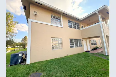 843 Twin Lakes Drive #30B, Coral Springs, FL 33071 - Photo 12