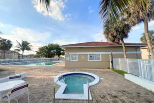 843 Twin Lakes Dr, Coral Springs, FL 33071 - Photo 12