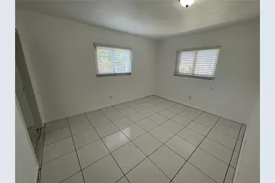 845 NW 10th Avenue, Dania Beach, FL 33004 - Photo 16