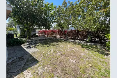 845 NW 10th Avenue, Dania Beach, FL 33004 - Photo 24