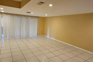 4621 NW 88th Ave, Sunrise, FL 33351 - Photo 2