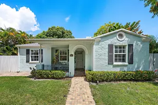 205 Wenonah Pl, West Palm Beach, FL 33405 - Photo 1