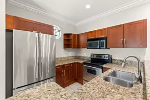 29 NE 24th Ave, Pompano Beach, FL 33062 - Photo 8