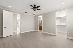 29 NE 24th Ave, Pompano Beach, FL 33062 - Photo 12